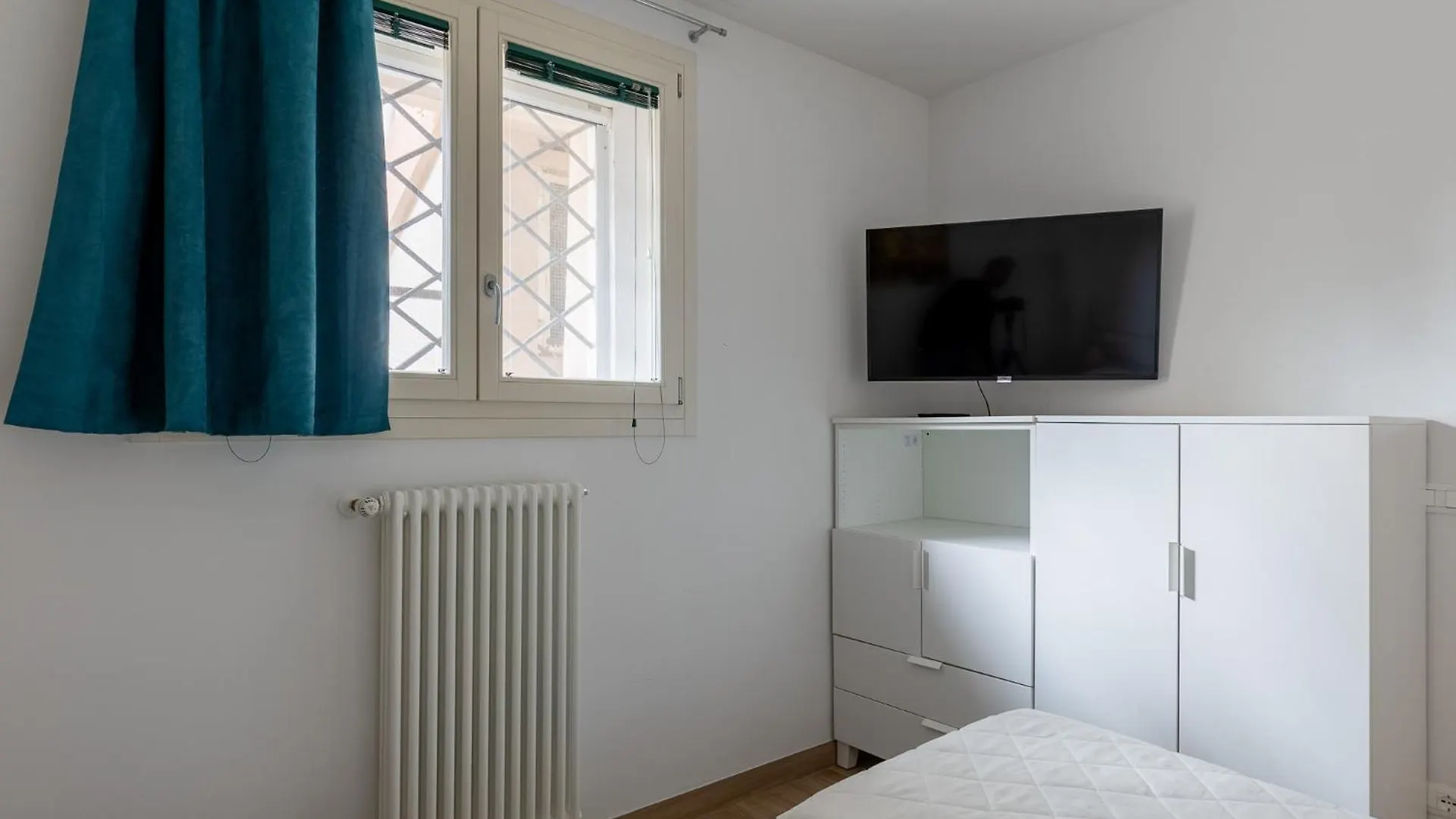 Azzurra1 Apartment Bologna